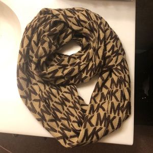 Michael Kors Infinity Scarf